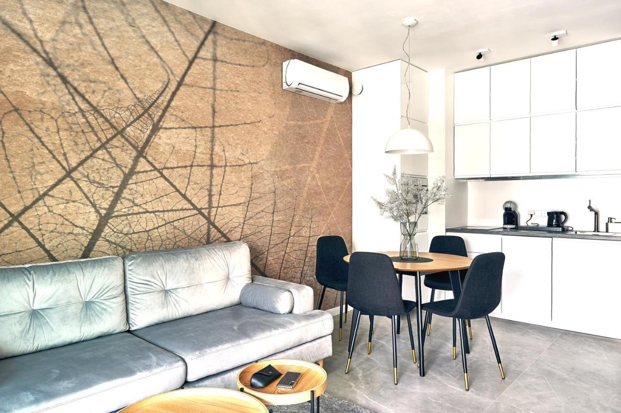 Mennica Residence Suite Apartments وارسو المظهر الخارجي الصورة