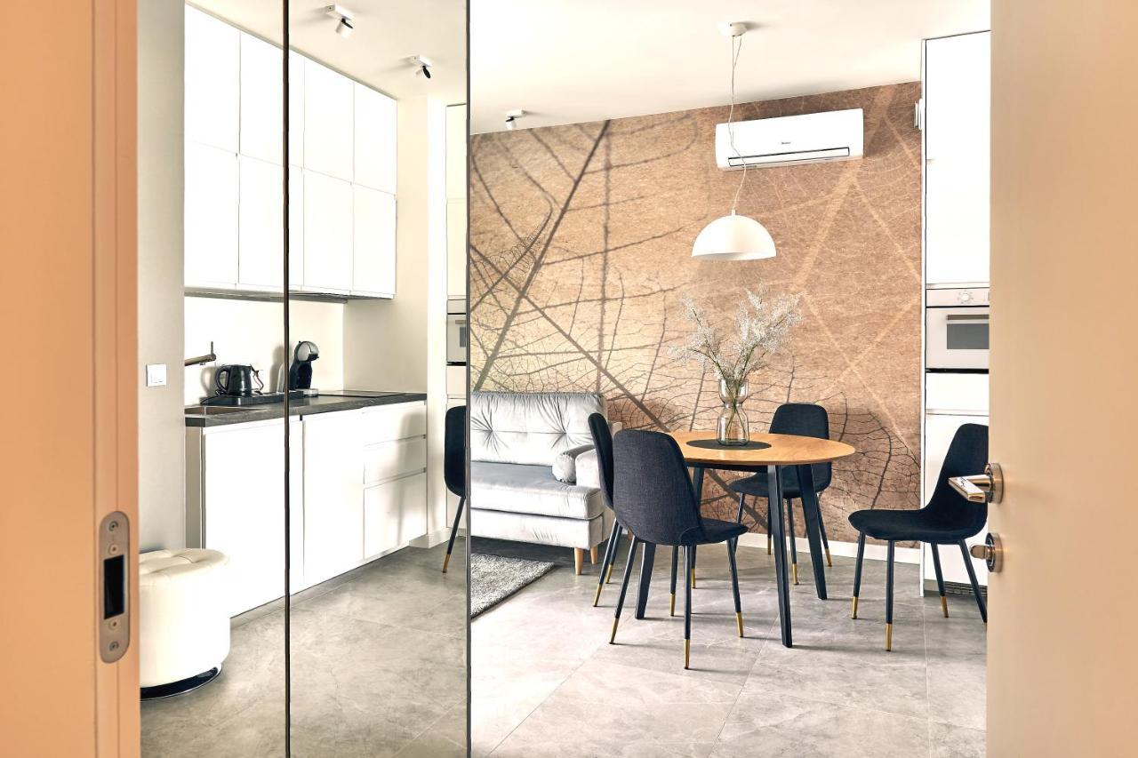 Mennica Residence Suite Apartments وارسو المظهر الخارجي الصورة